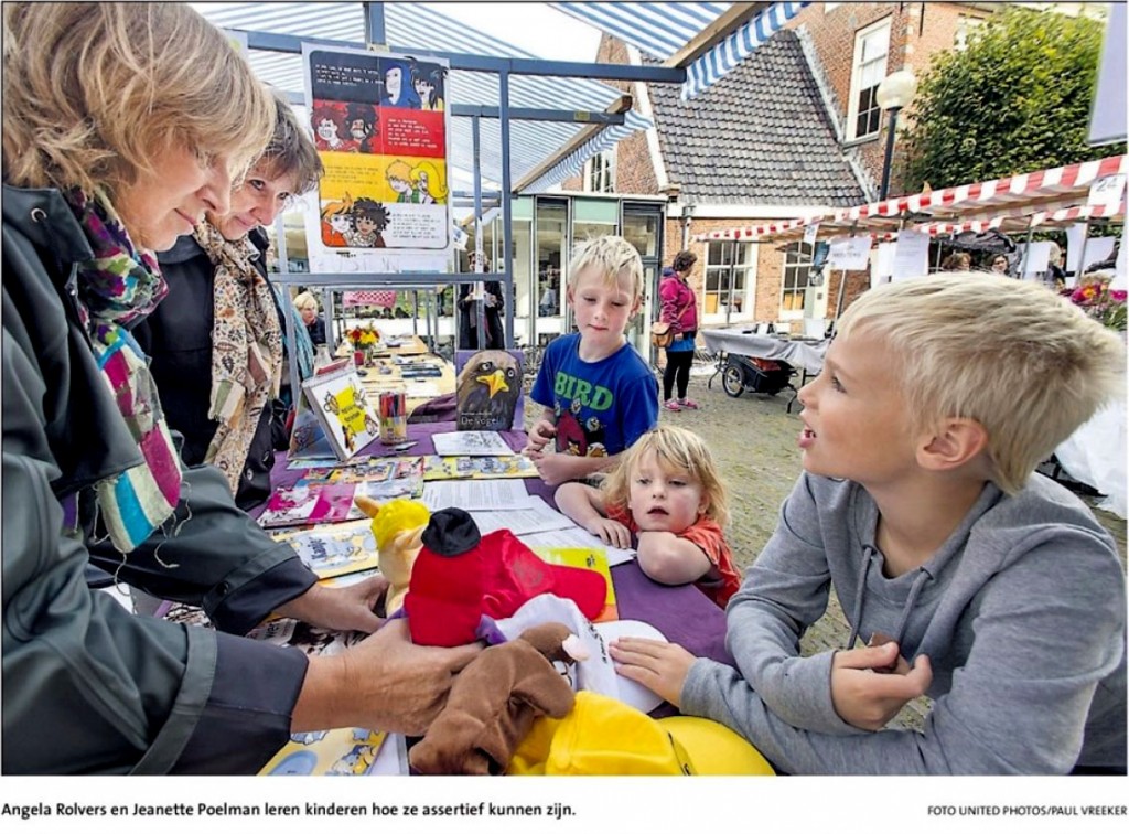 Angela Rolvers en Jeanette Poelman op Haarlems Cursusmarkt - 23-08-2014 - 1140p-breed